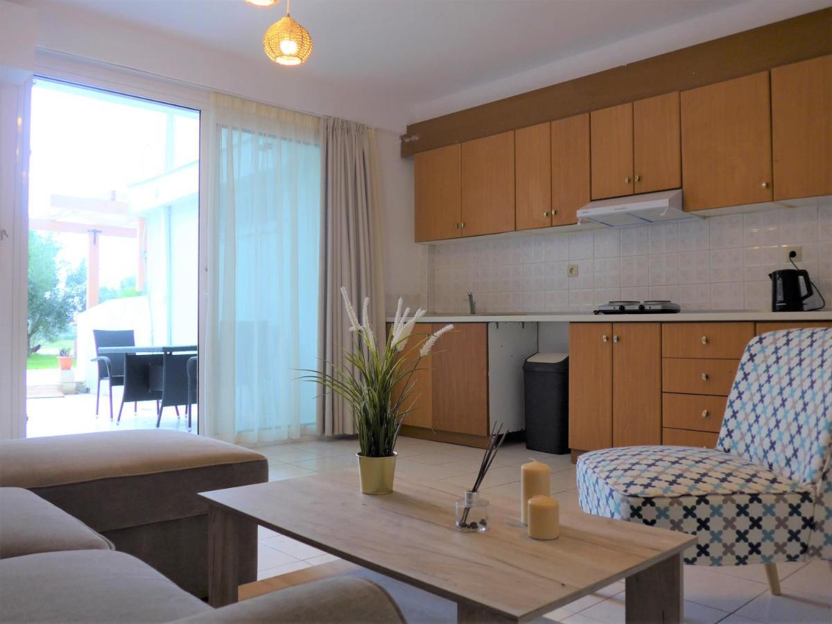 Kalamaki Plaza Apartments 外观 照片
